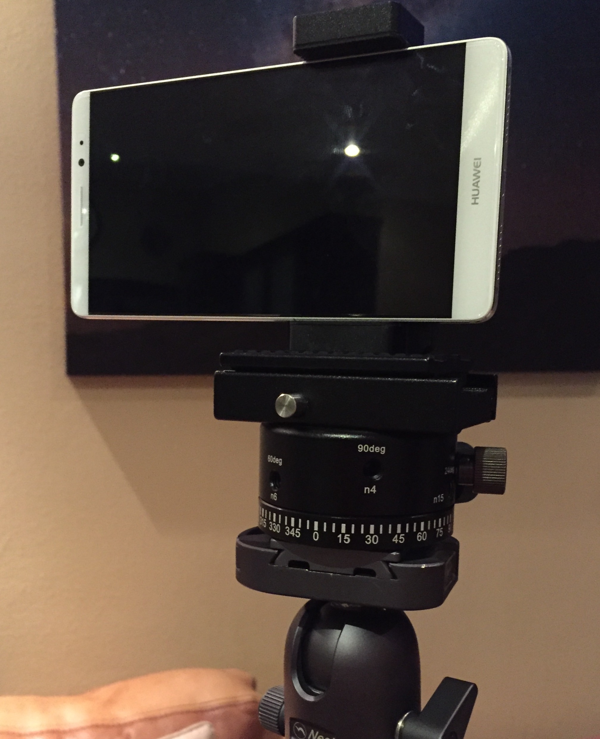 Huawei Mate 8 on a tripod