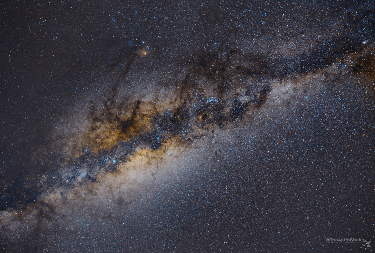 MilkyWay_Sutherland_2014-apr_5x180s_tracked_beta_4_wm_2